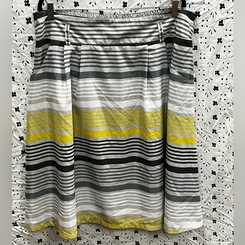 Old Navy Striped Skirt
